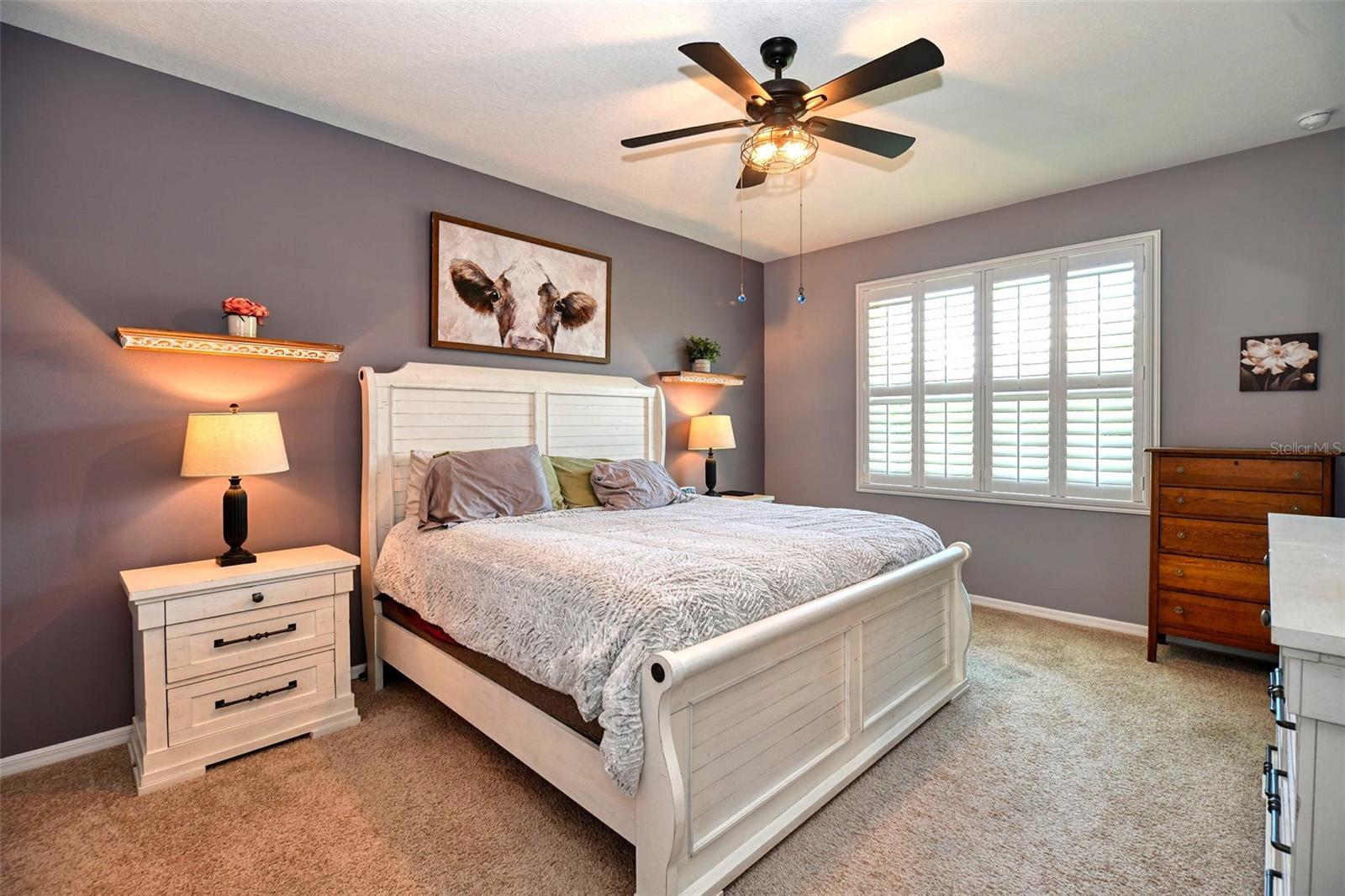 Listing photo id 22 for 6405 88th Loop