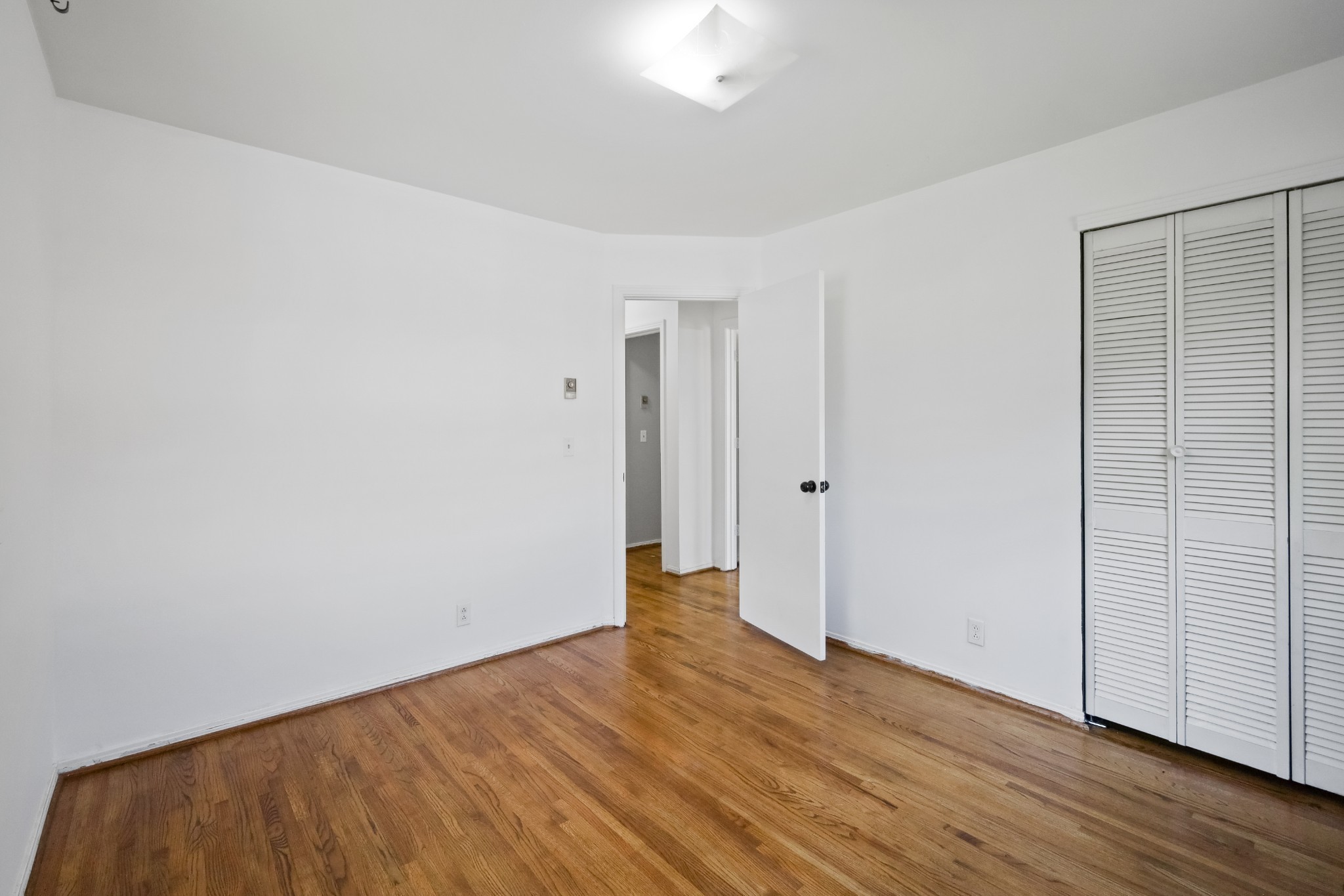 Image 22 of 37 For 3270 151st Court