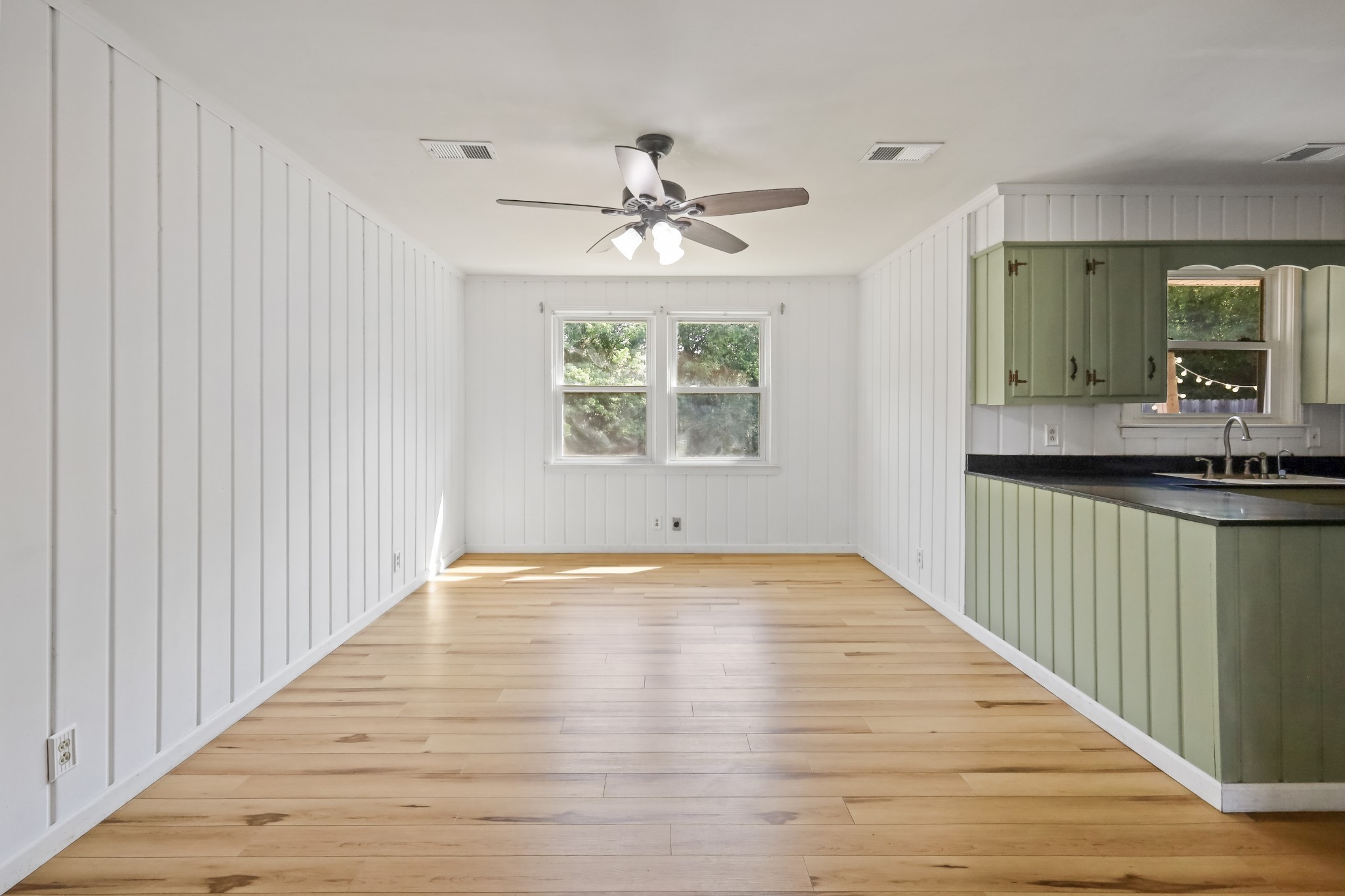 Image 23 of 37 For 3270 151st Court