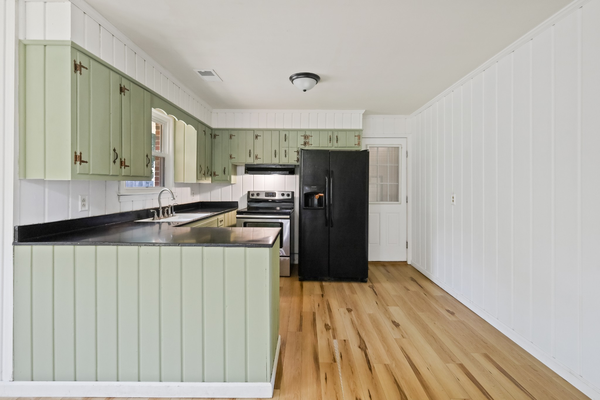 Image 24 of 37 For 3270 151st Court