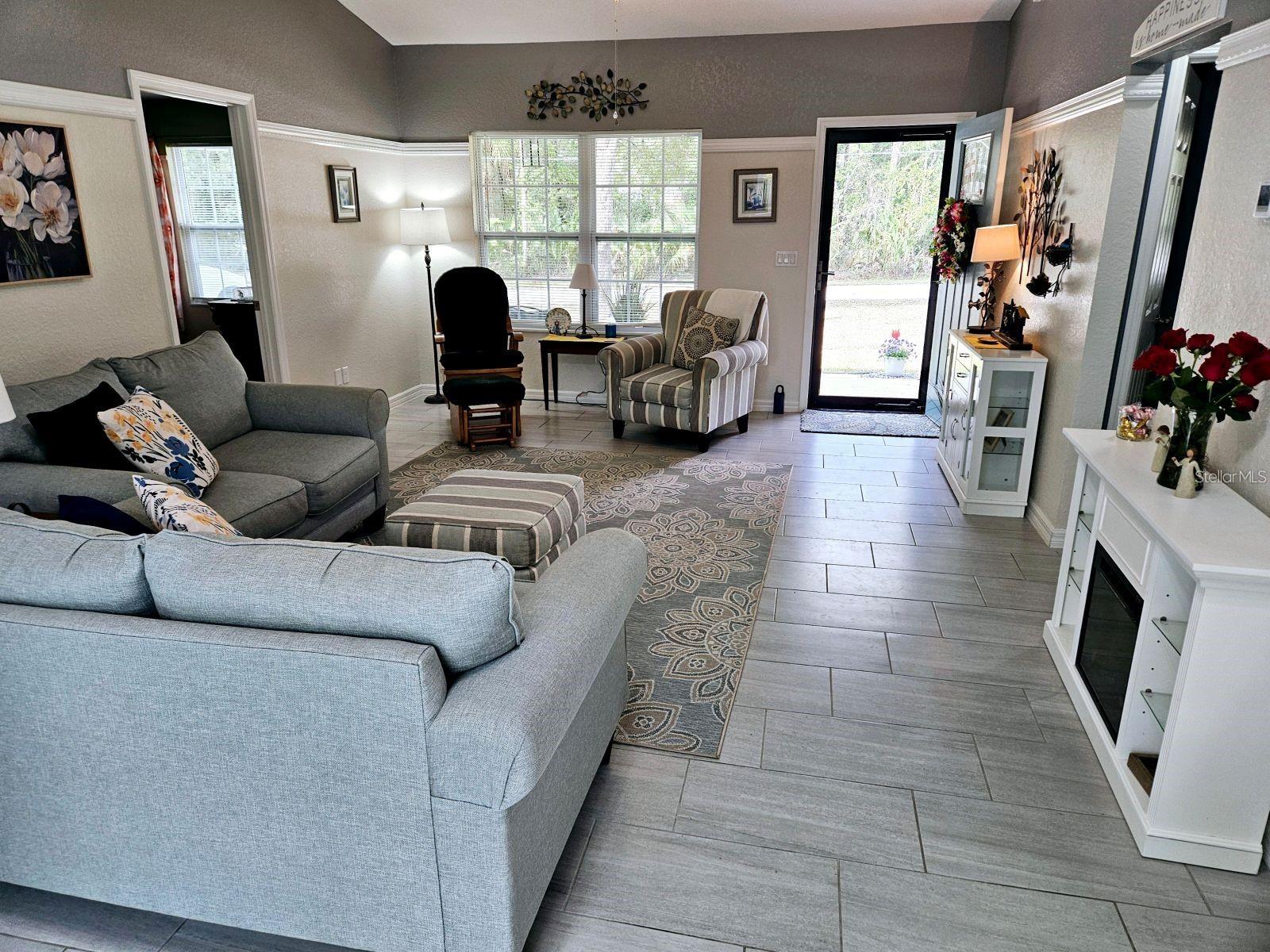 Image 6 of 37 For 19370 Saint Benedict Drive