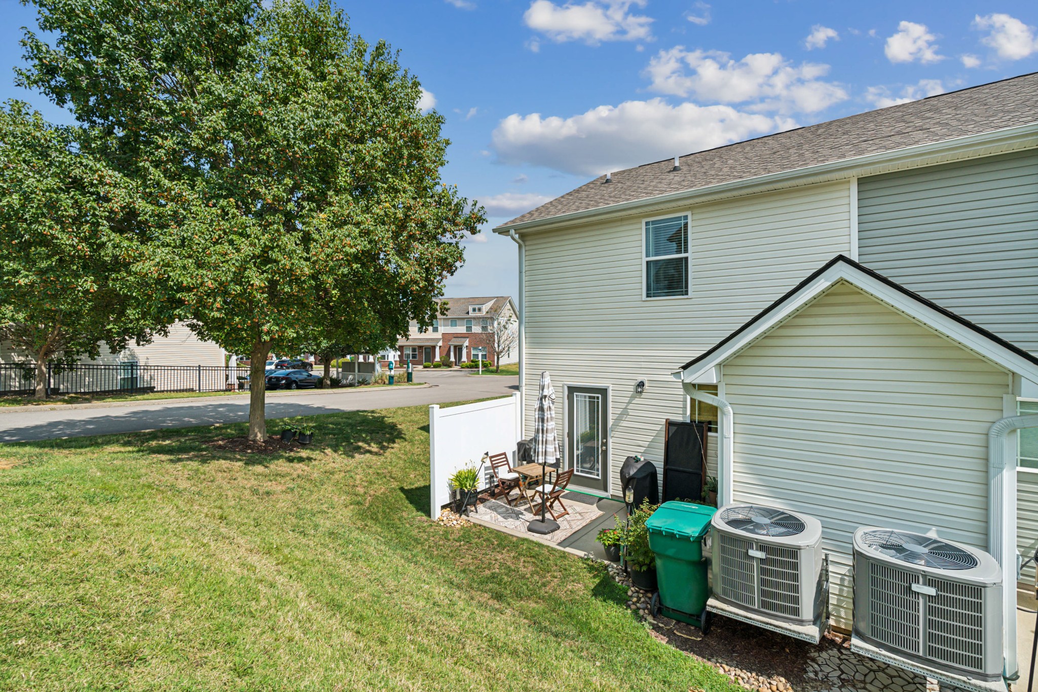 Image 21 of 42 For 7565 Dewey Robbins Road