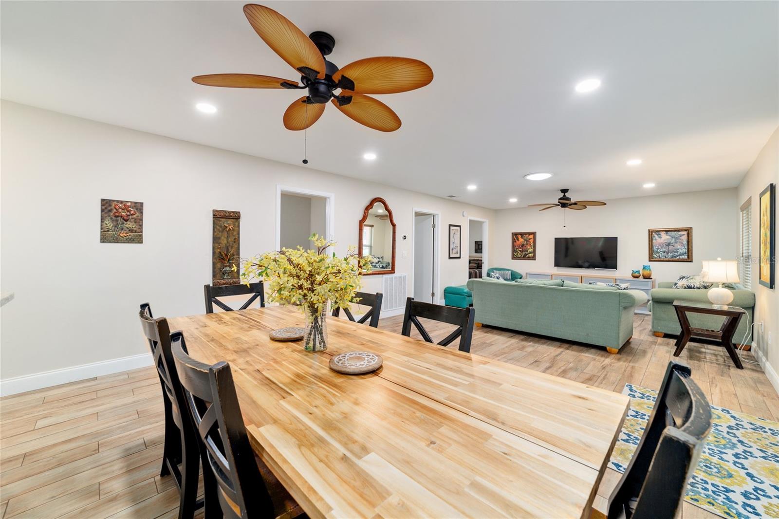 Image 10 of 98 For 16520 170th Street