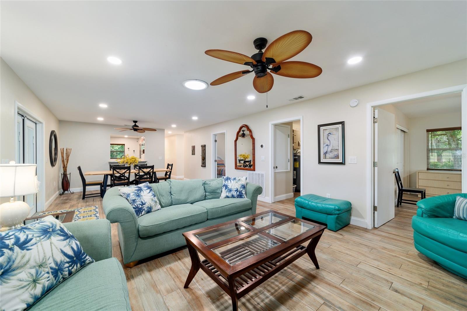 Image 17 of 98 For 16520 170th Street