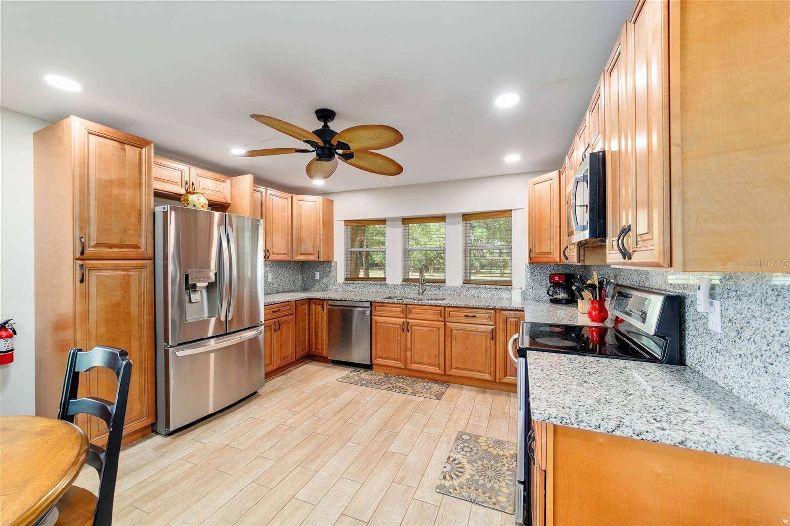 Image 46 of 98 For 16520 170th Street