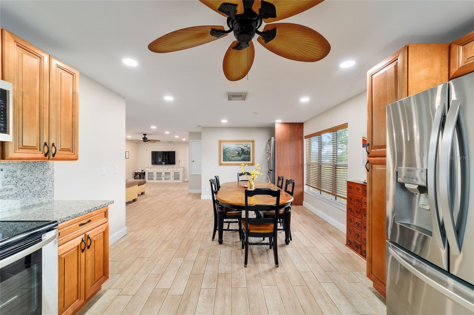 Image 49 of 98 For 16520 170th Street