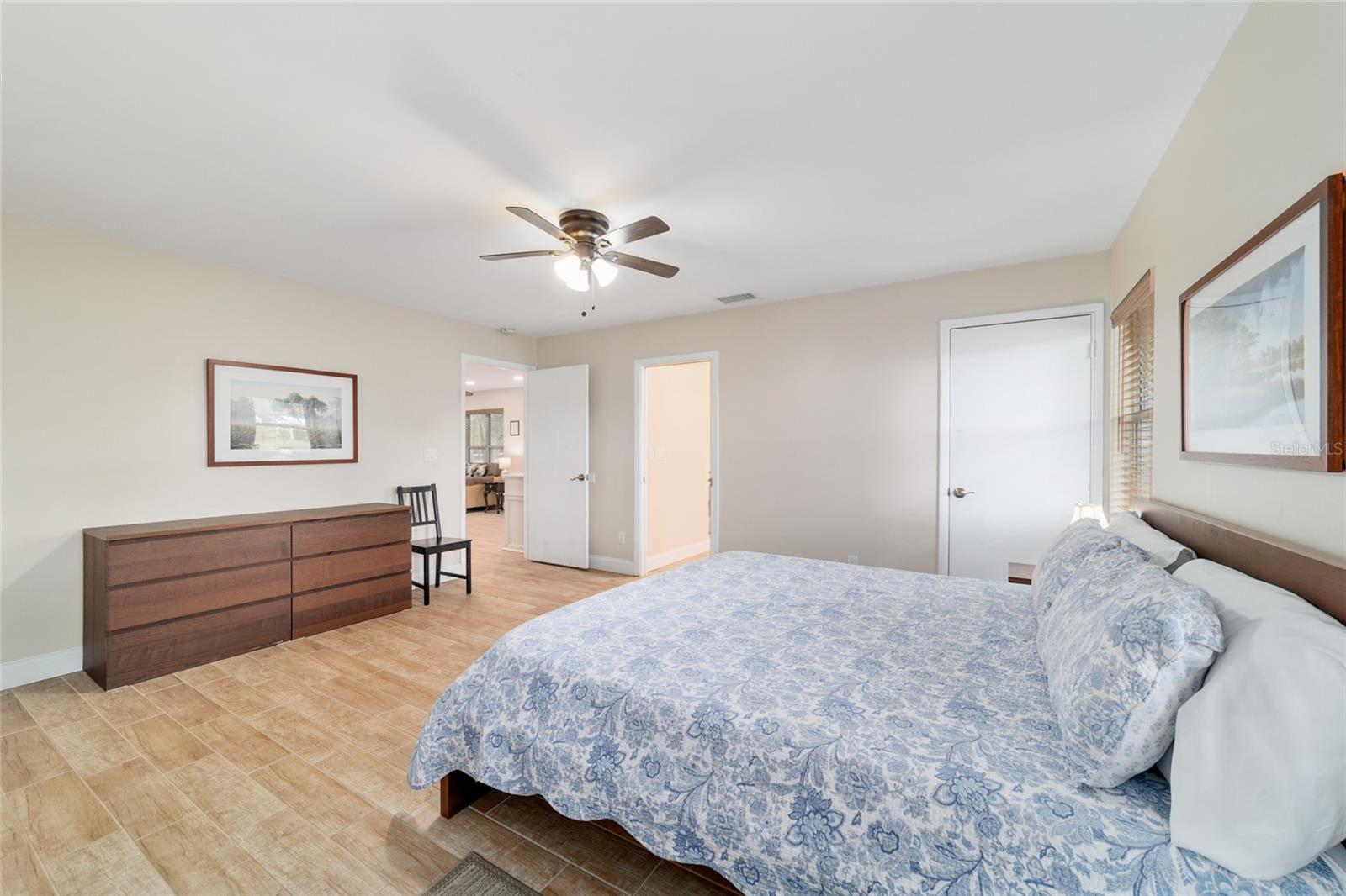 Image 51 of 98 For 16520 170th Street