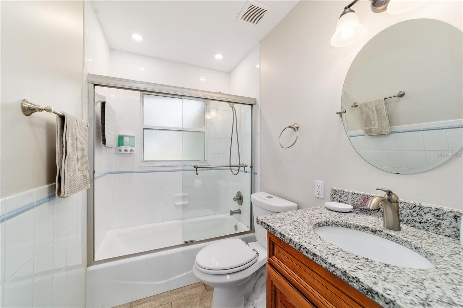 Image 58 of 98 For 16520 170th Street