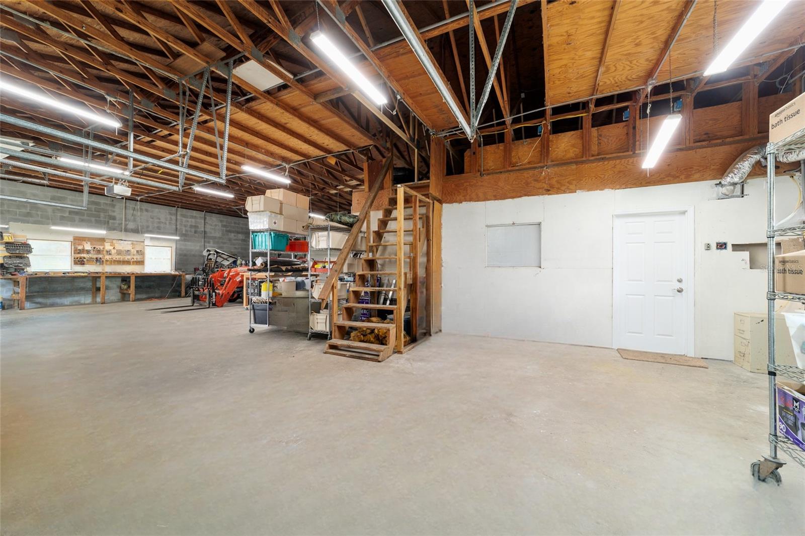 Image 68 of 98 For 16520 170th Street