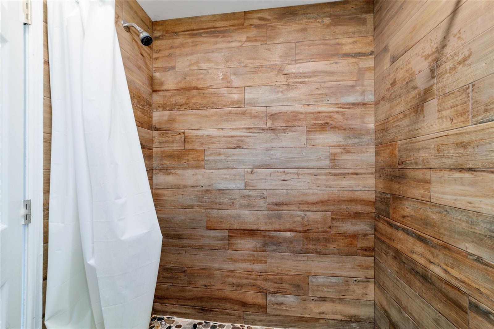 Image 75 of 98 For 16520 170th Street