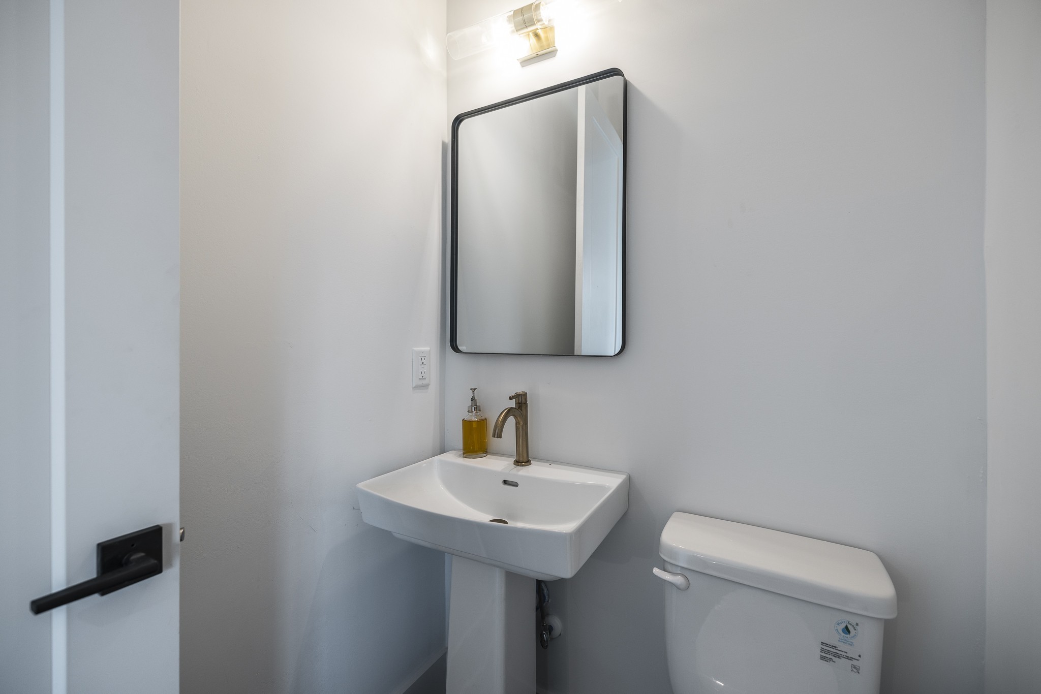 Image 18 of 58 For 10279 Julia Isles Avenue