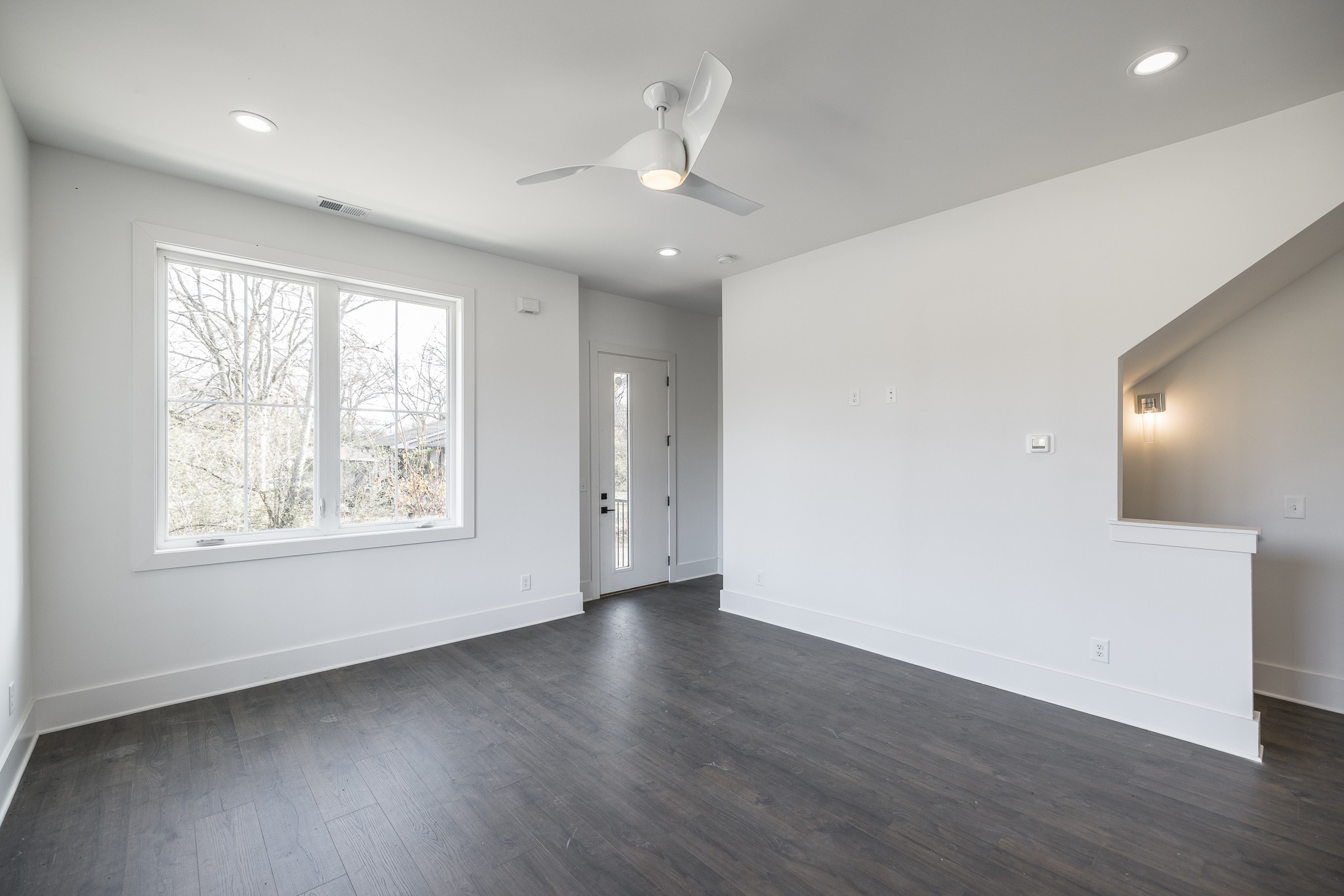 Image 4 of 58 For 10279 Julia Isles Avenue