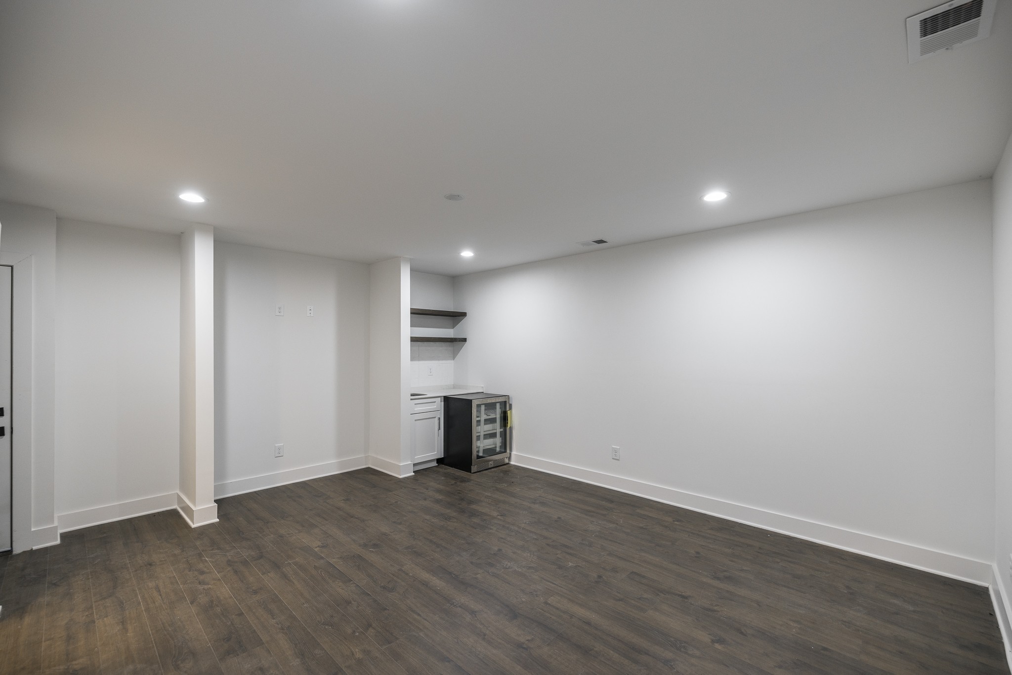 Image 50 of 58 For 10279 Julia Isles Avenue