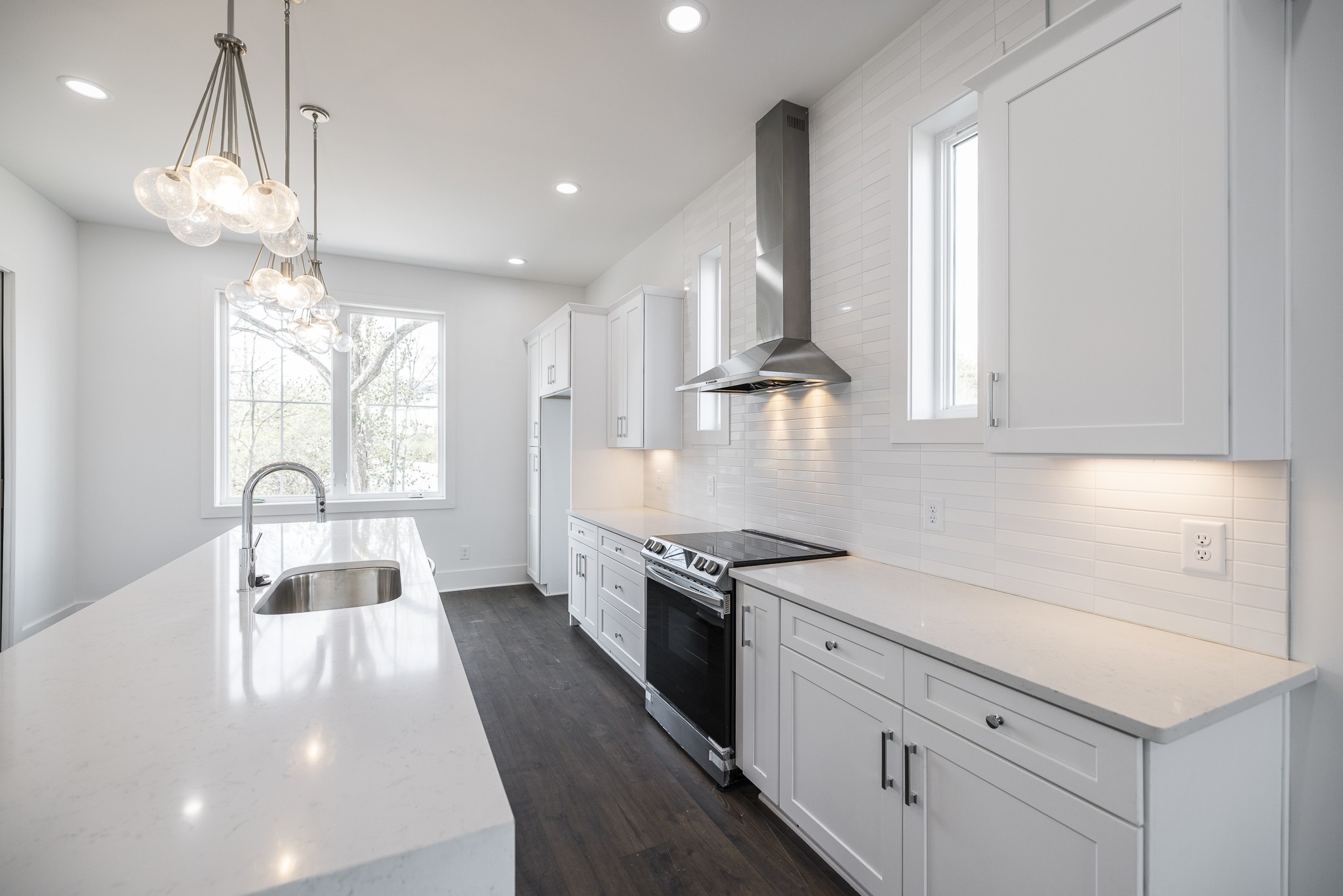 Image 9 of 58 For 10279 Julia Isles Avenue