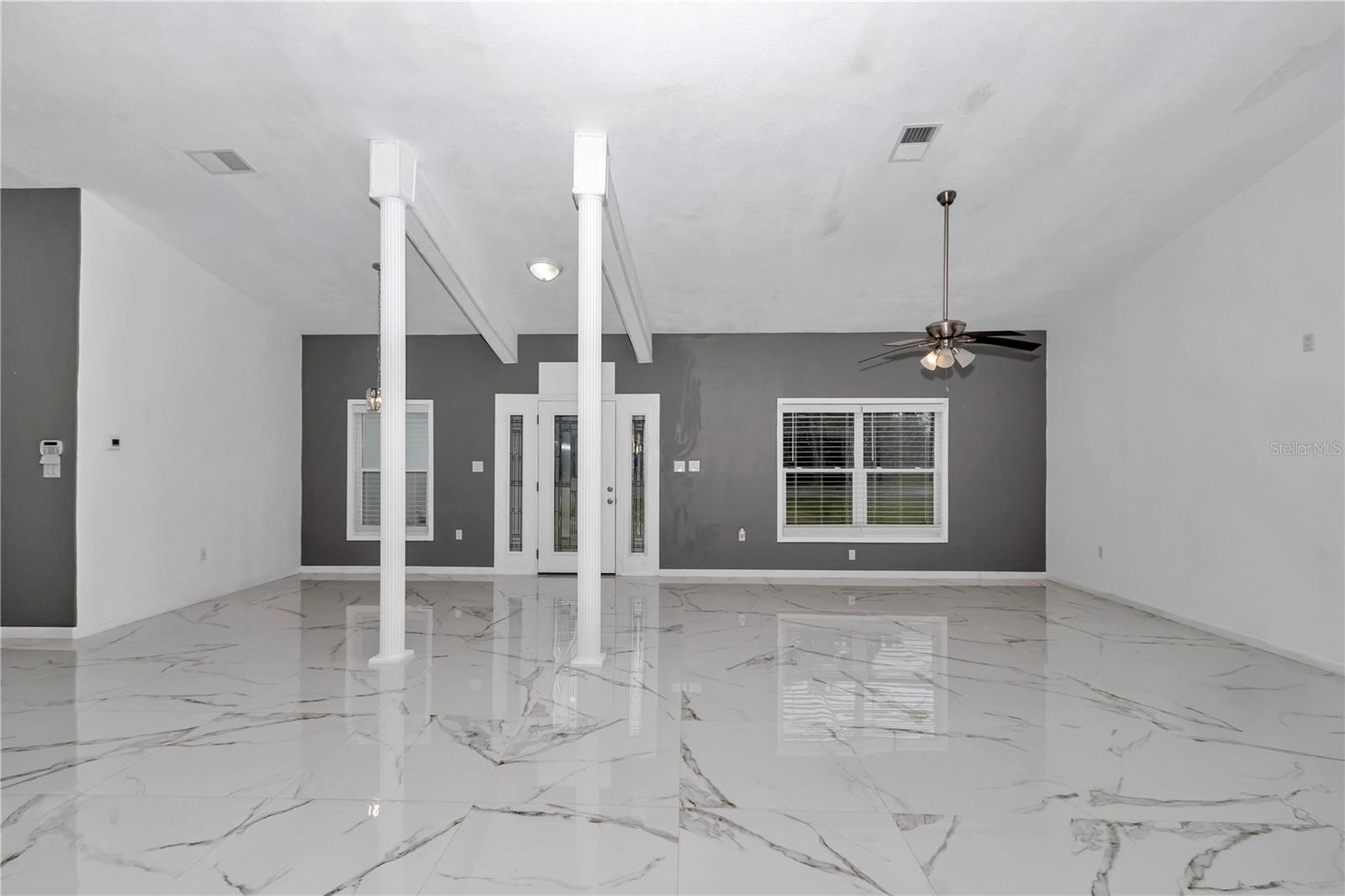 Listing photo id 10 for 14550 61st Court