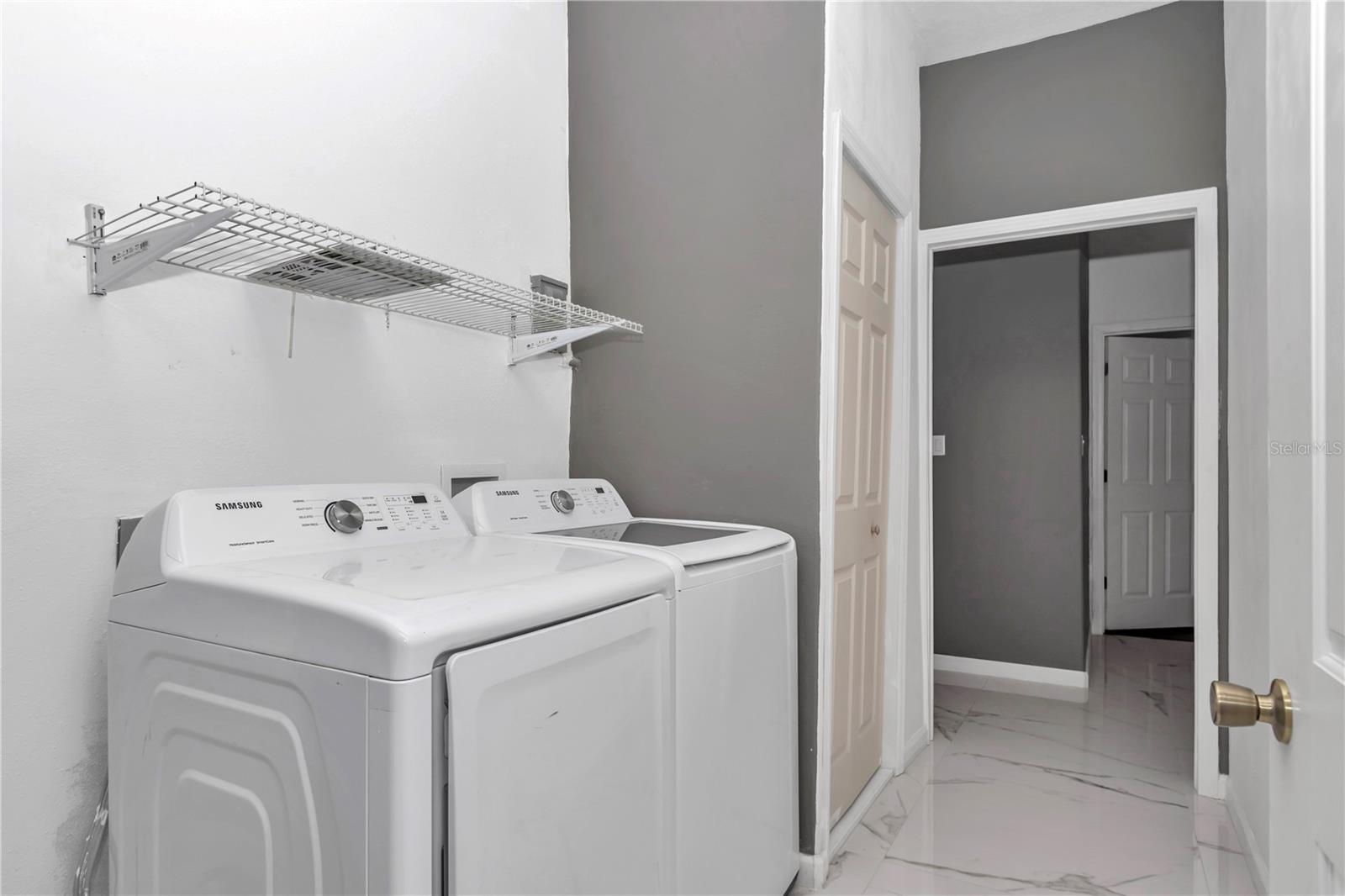 Listing photo id 19 for 14550 61st Court