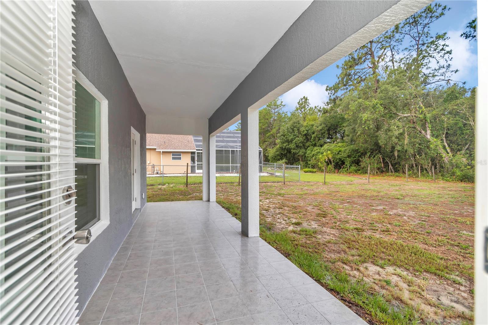 Listing photo id 35 for 14550 61st Court
