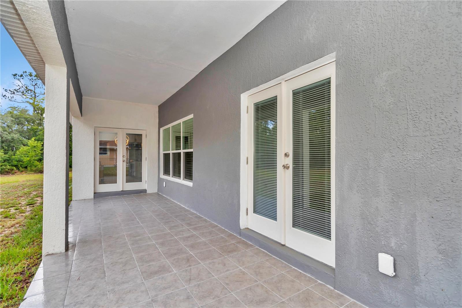 Listing photo id 36 for 14550 61st Court