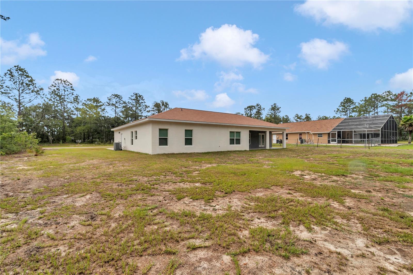 Listing photo id 37 for 14550 61st Court