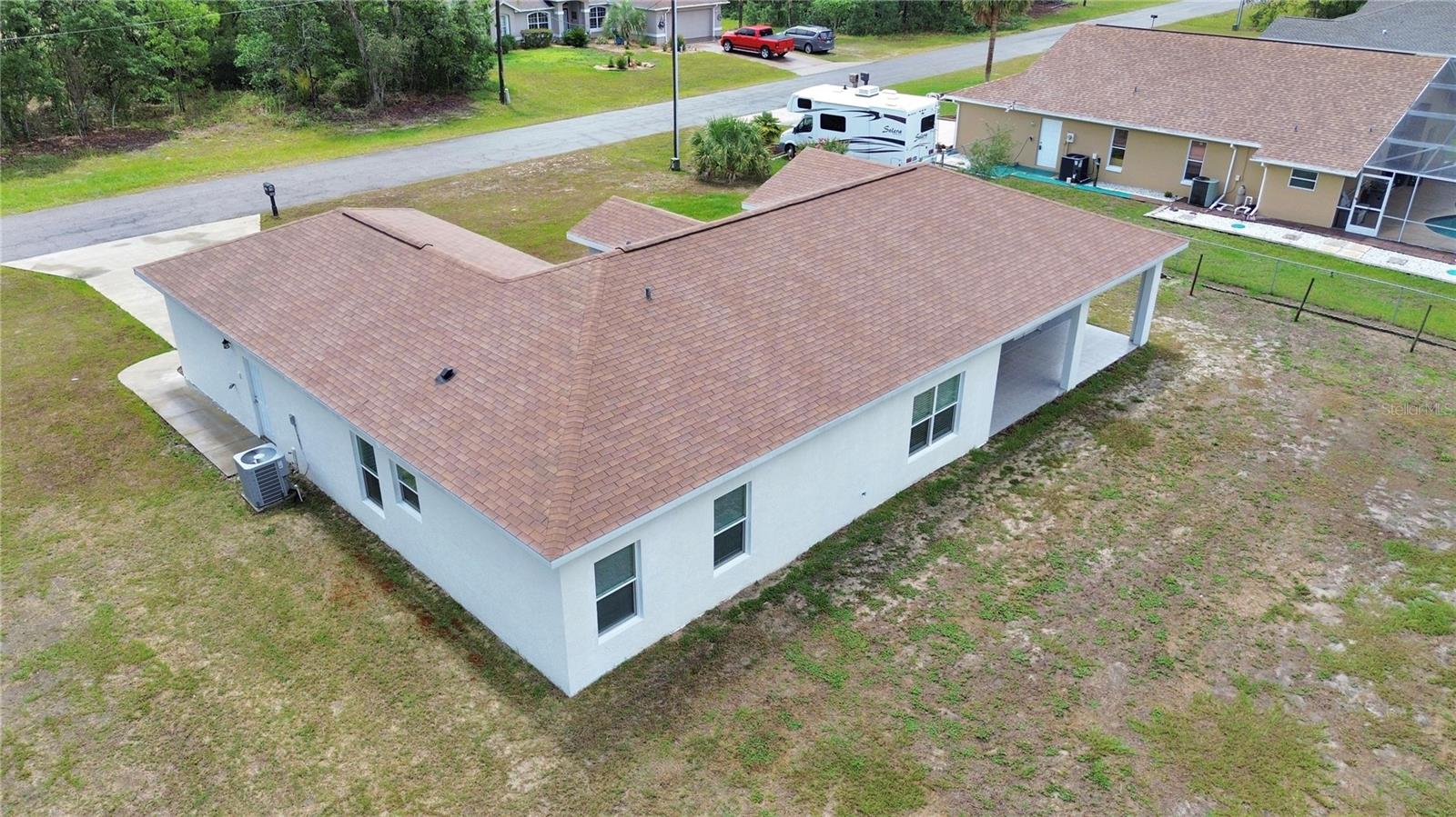 Listing photo id 40 for 14550 61st Court