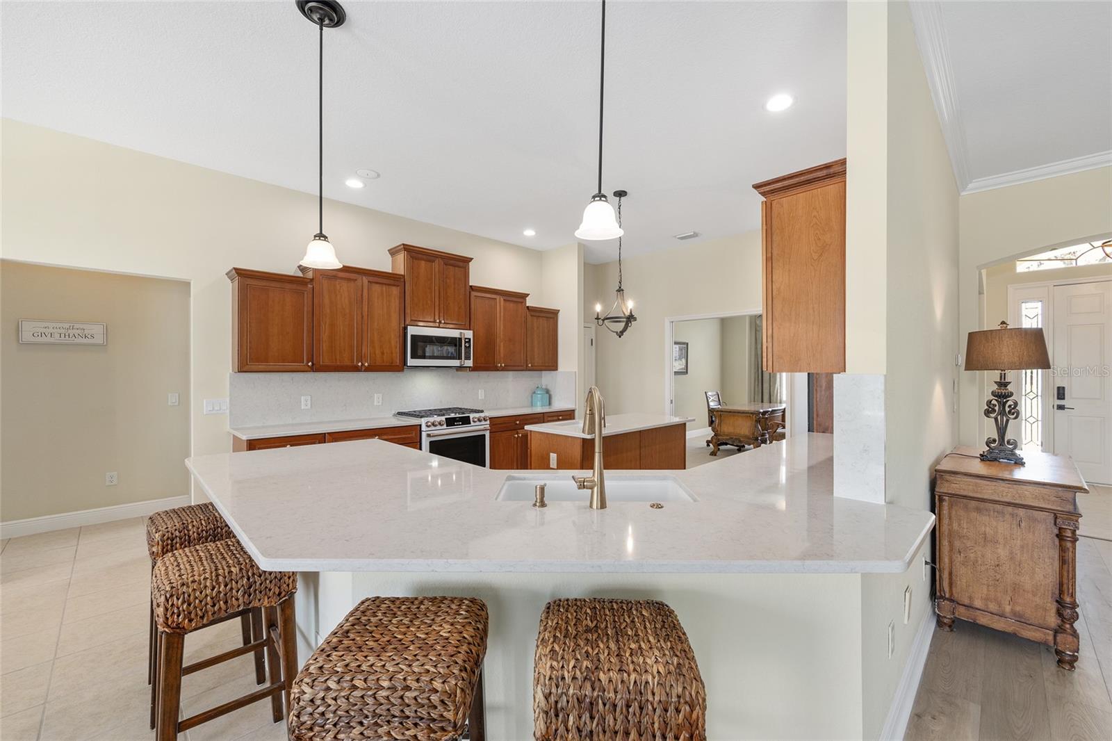 Image 18 of 58 For 5092 81st Blvd
