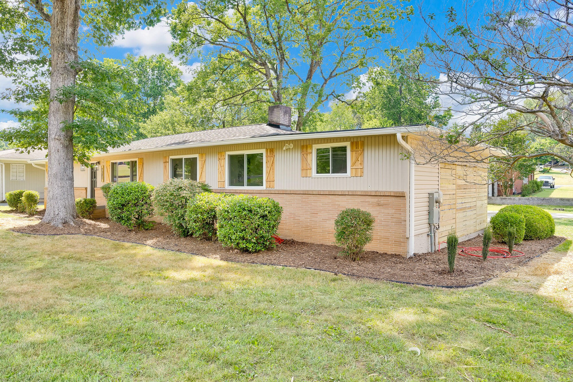 Image 3 of 21 For 5953 62nd Court Road