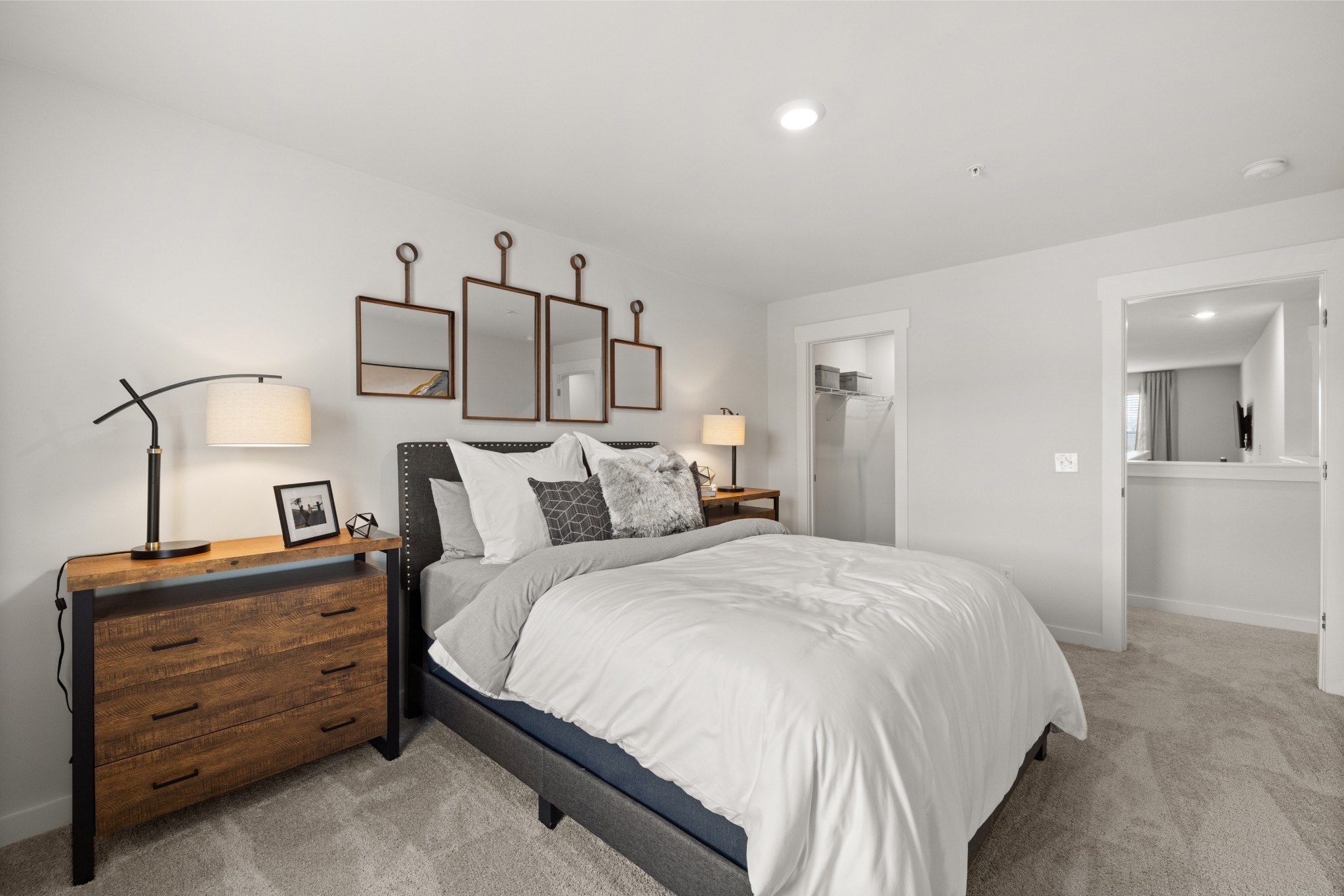 Listing photo id 11 for 17290 Highway 328