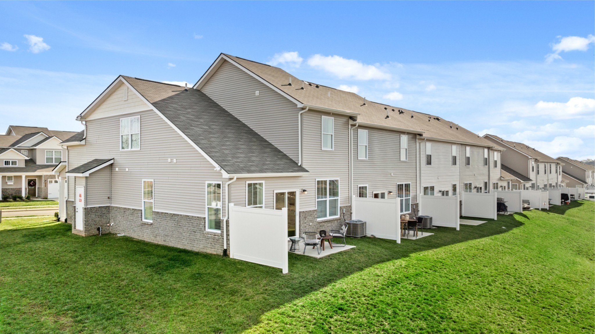 Listing photo id 14 for 17290 Highway 328