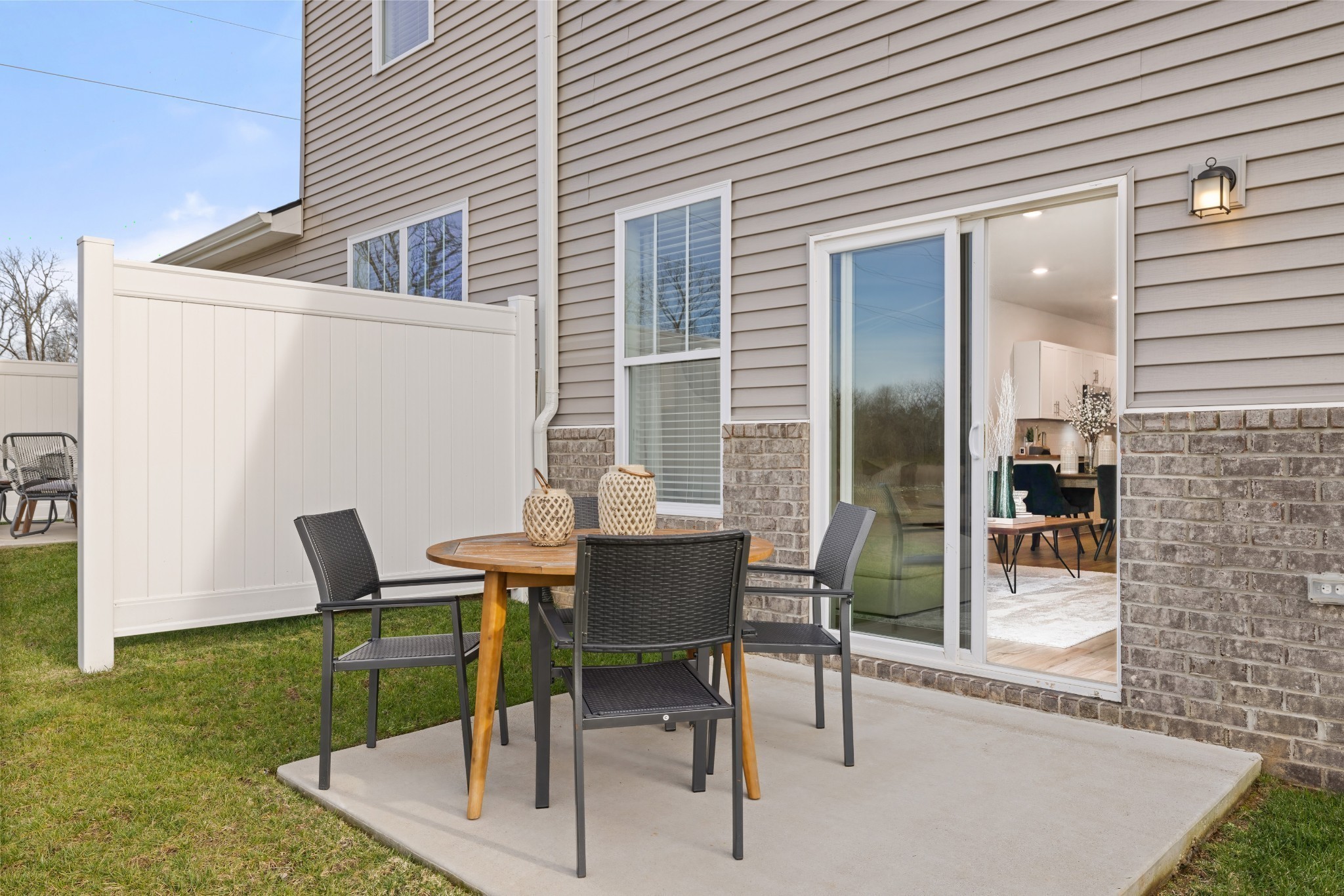 Listing photo id 16 for 17290 Highway 328