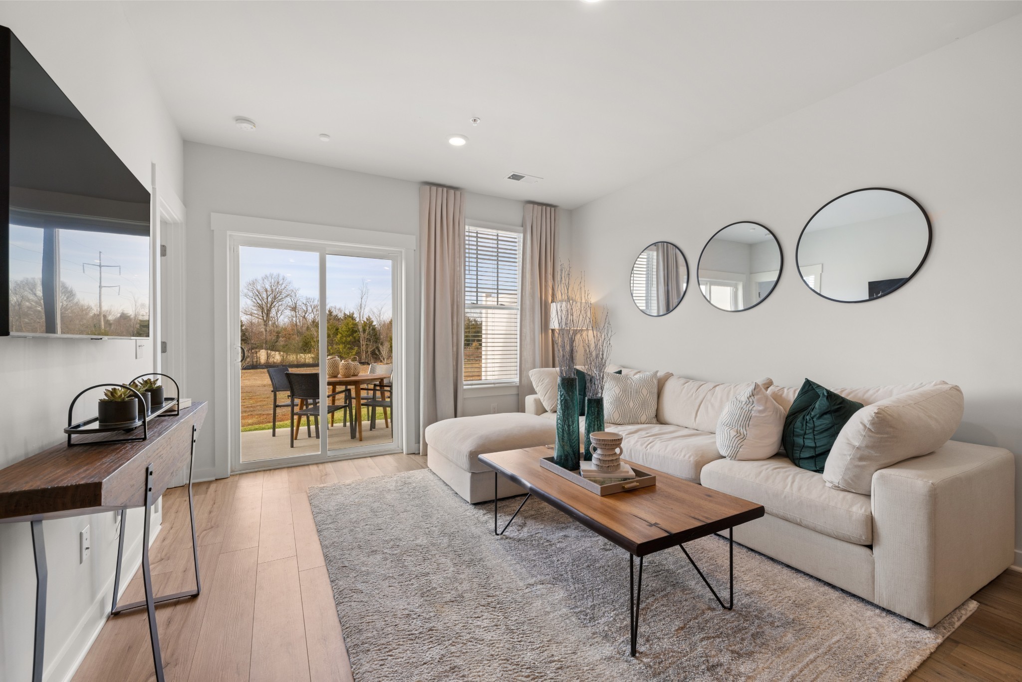 Listing photo id 6 for 17290 Highway 328