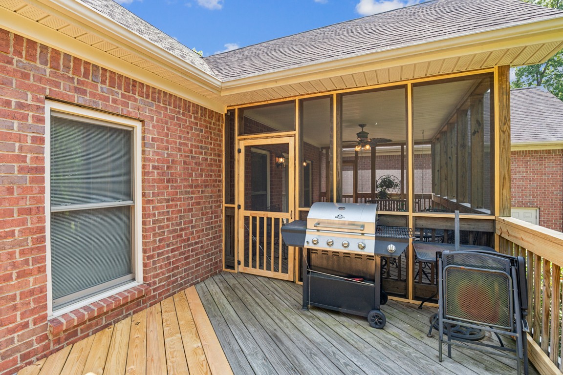 Image 4 of 71 For 5007 Kelso Street