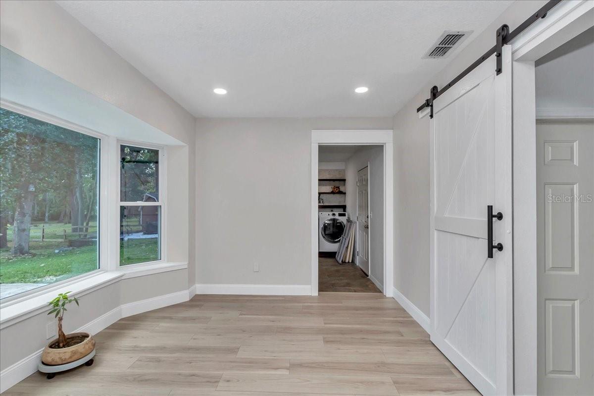 Image 21 of 70 For 12677 53rd Terrace Road