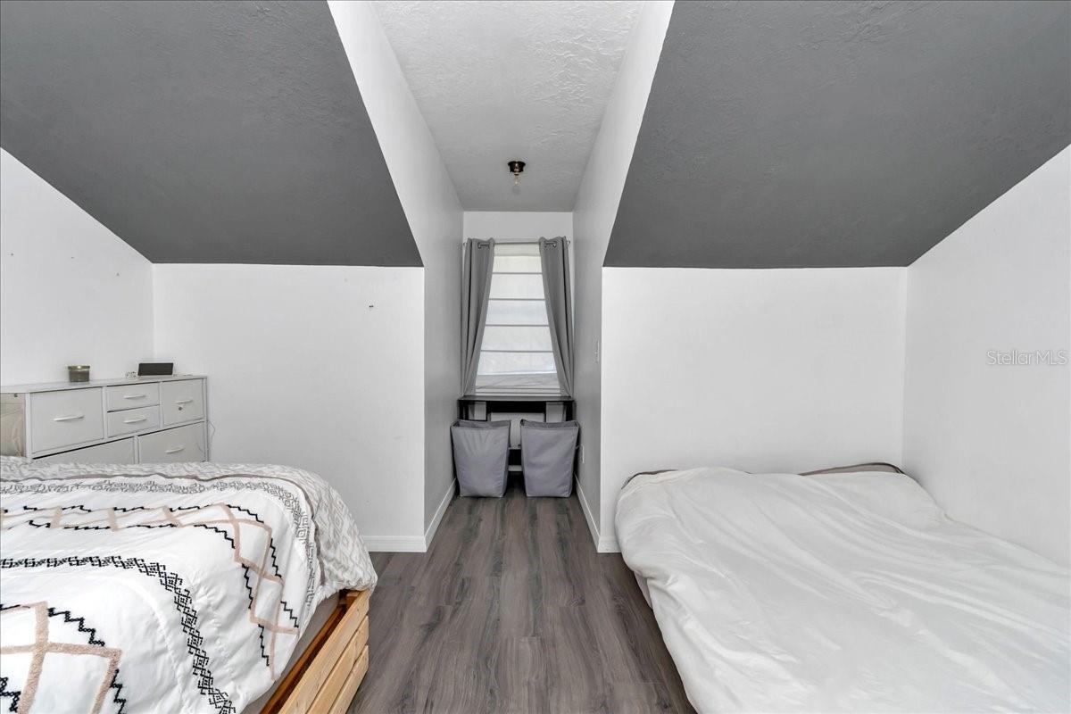 Image 41 of 70 For 12677 53rd Terrace Road