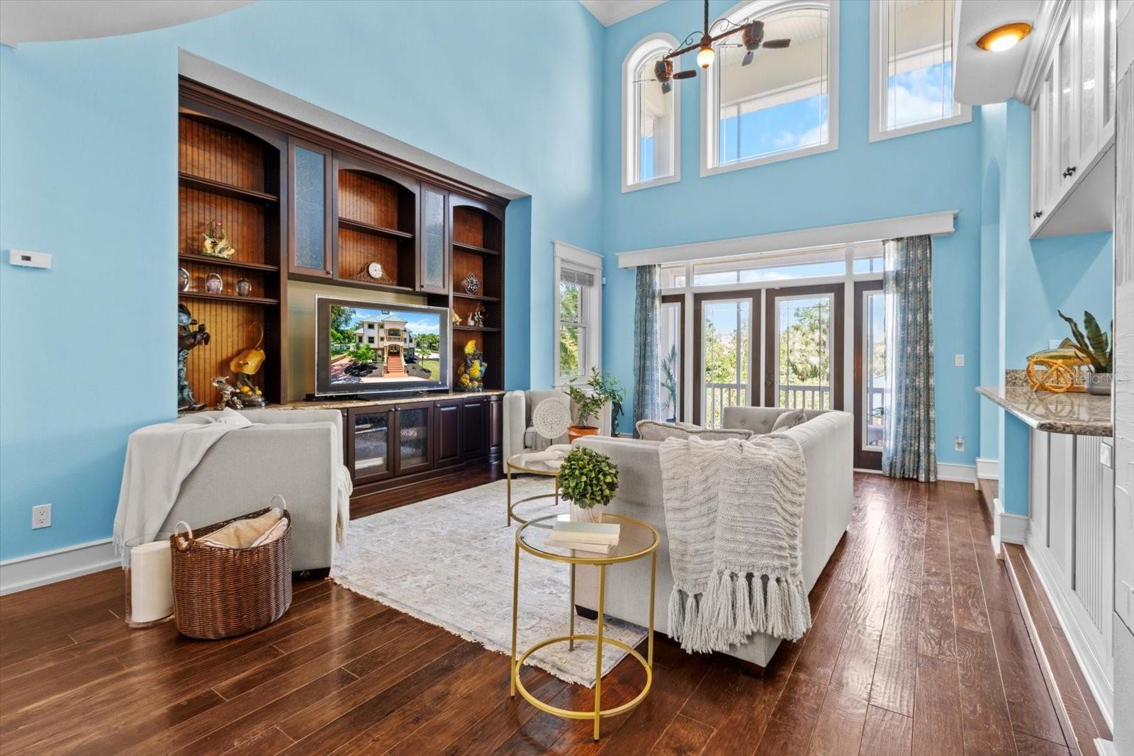 Listing photo id 10 for 5751 Beaver Point