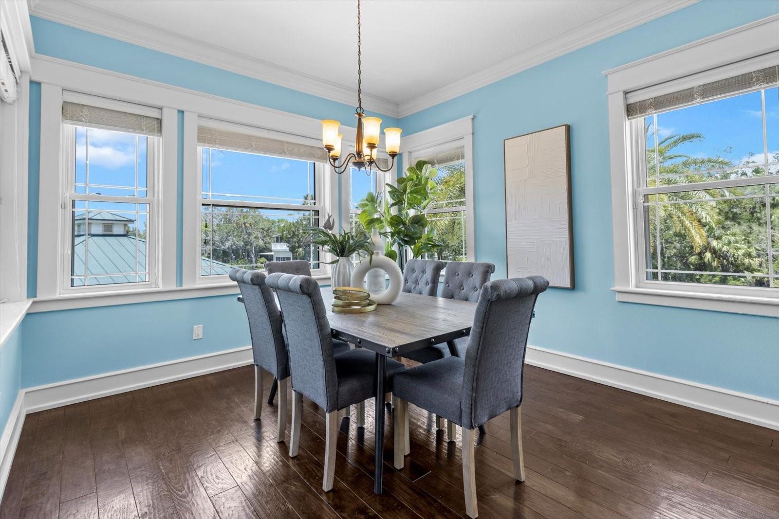 Listing photo id 13 for 5751 Beaver Point