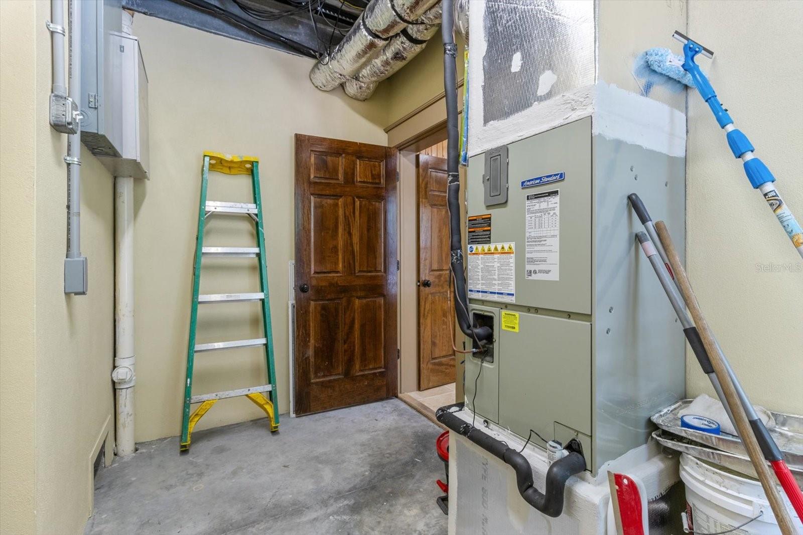 Listing photo id 50 for 5751 Beaver Point