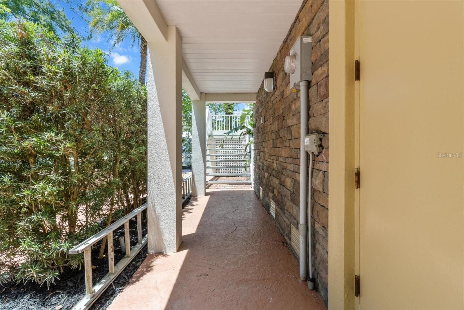 Listing photo id 51 for 5751 Beaver Point