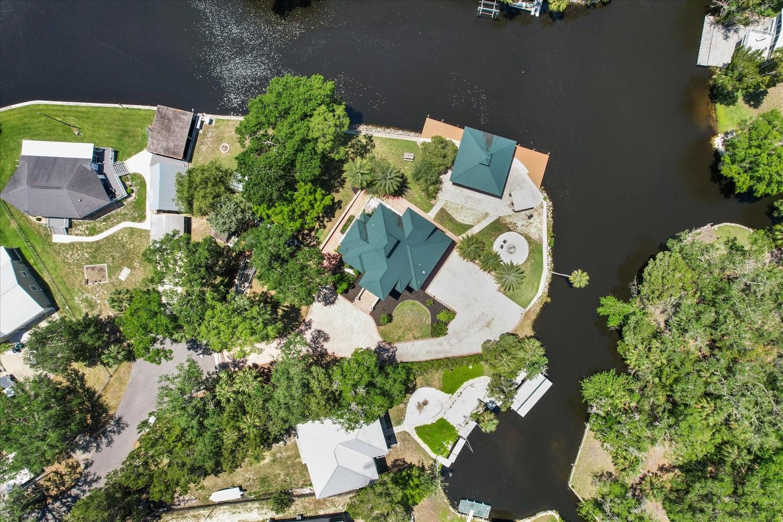 Listing photo id 62 for 5751 Beaver Point