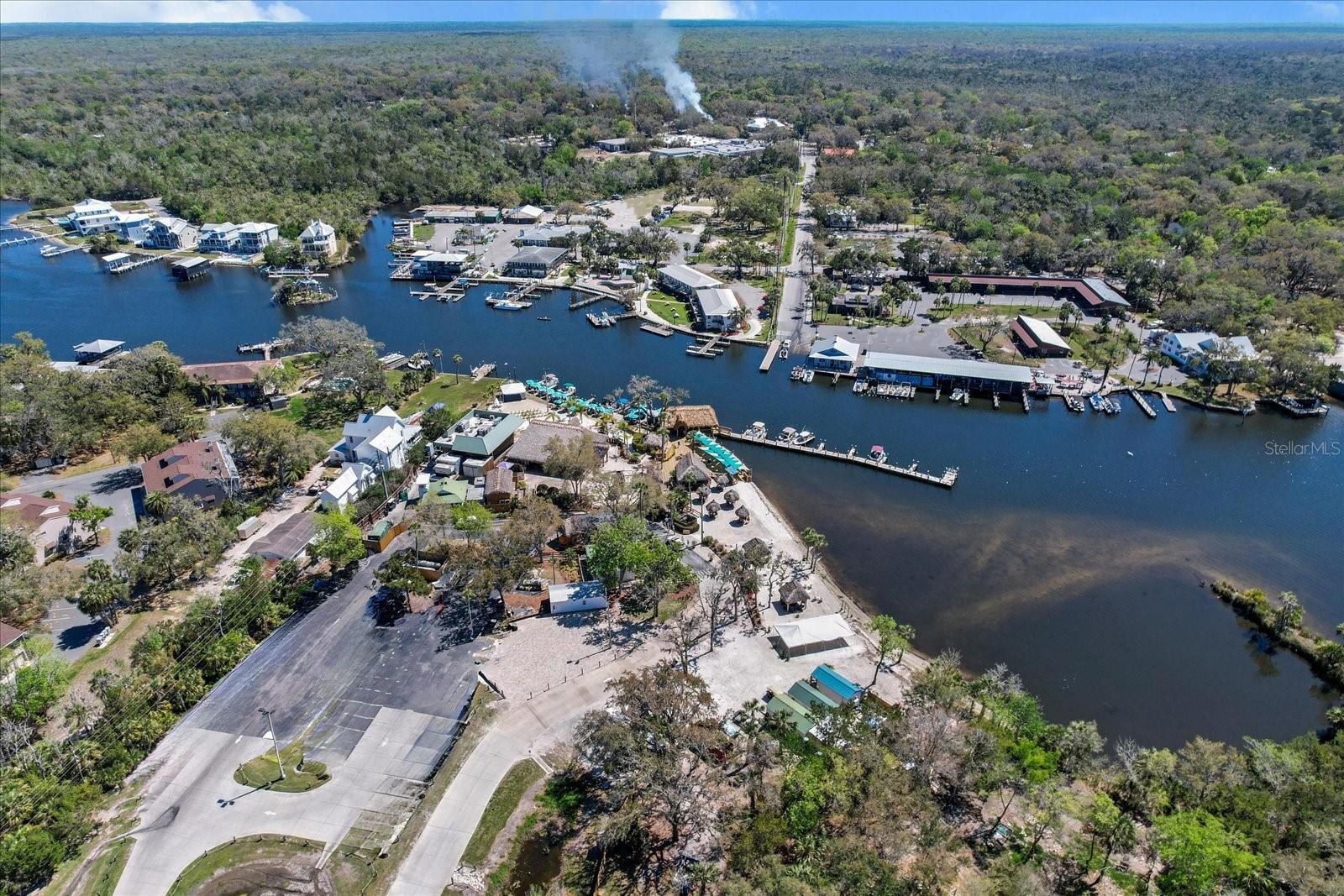Listing photo id 66 for 5751 Beaver Point