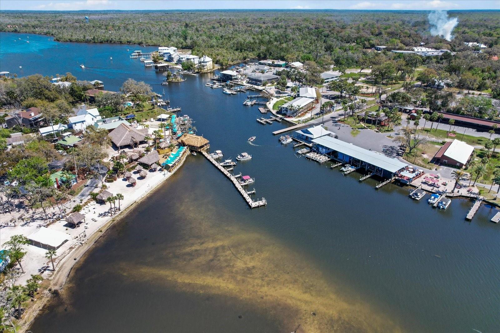 Listing photo id 70 for 5751 Beaver Point