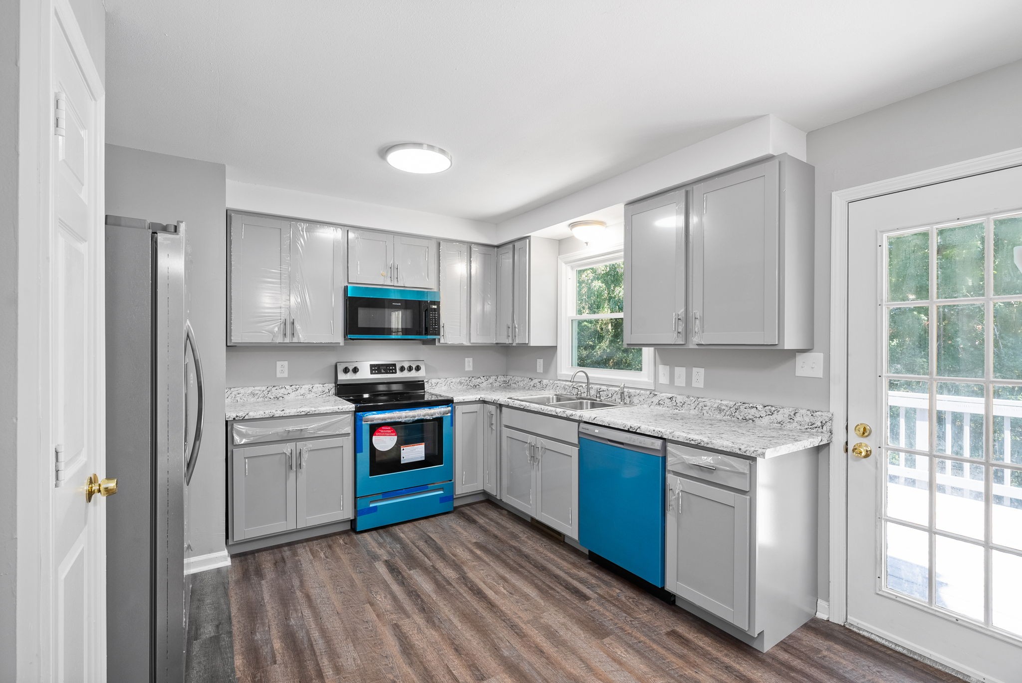 Image 11 of 50 For 2400 Forest Drive 231