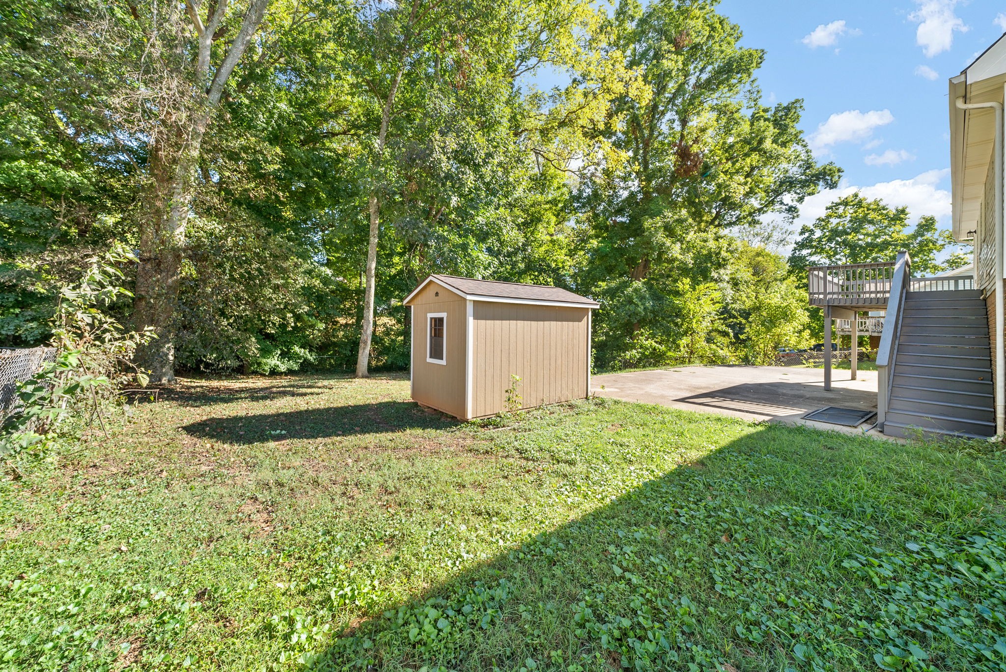 Image 28 of 50 For 2400 Forest Drive 231