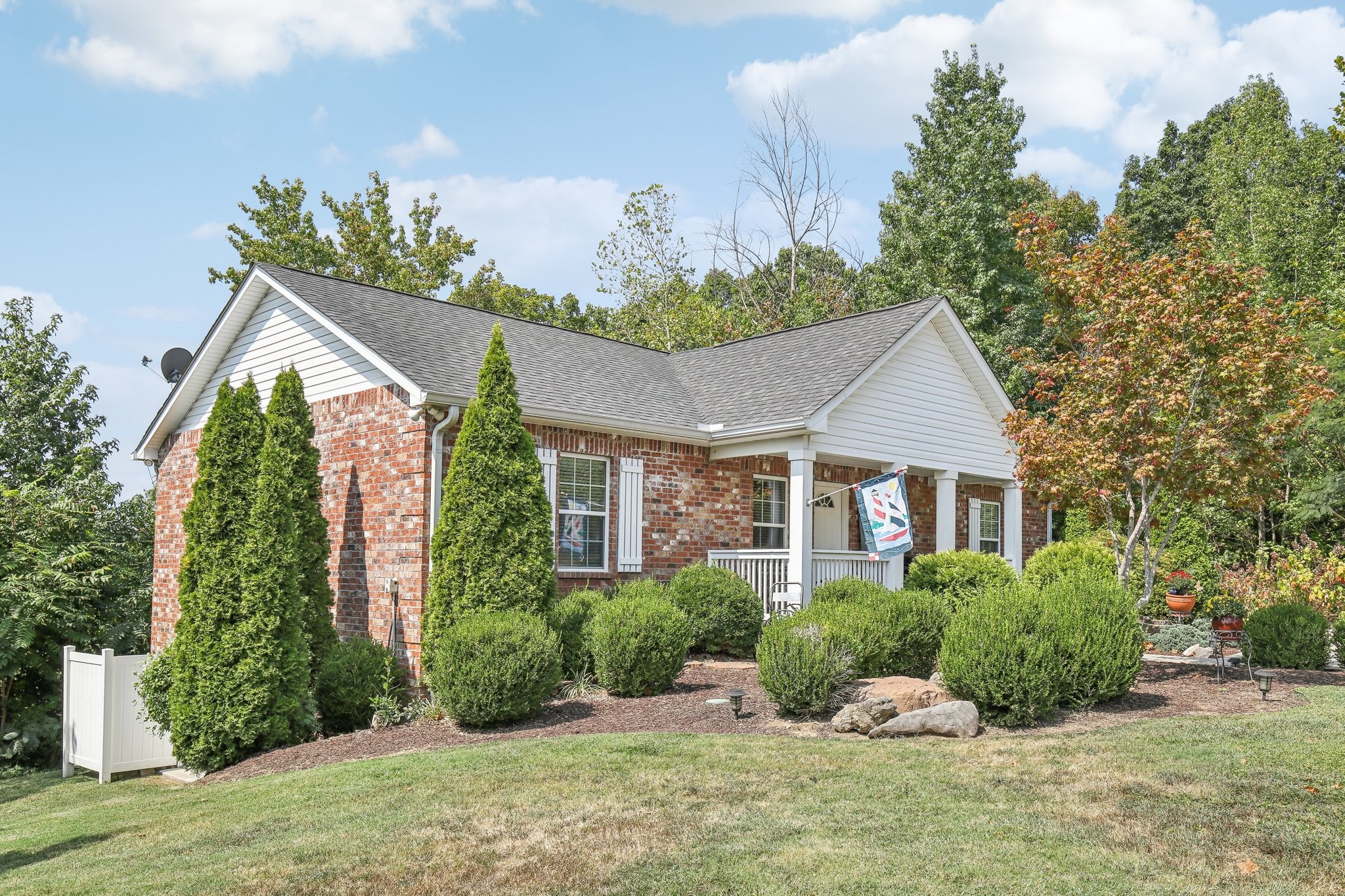 Image 3 of 16 For 13319 106th Place