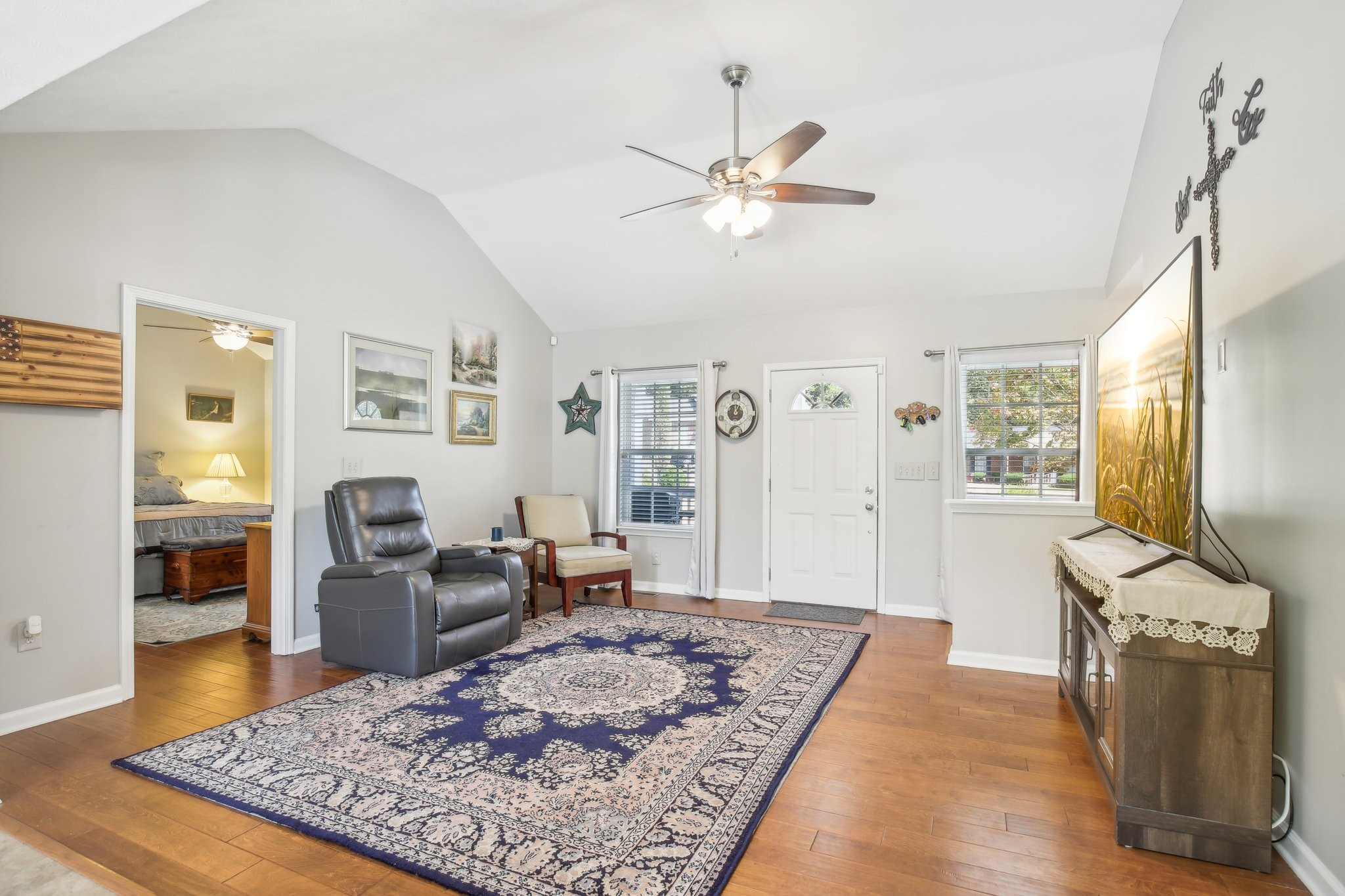 Image 9 of 16 For 13319 106th Place
