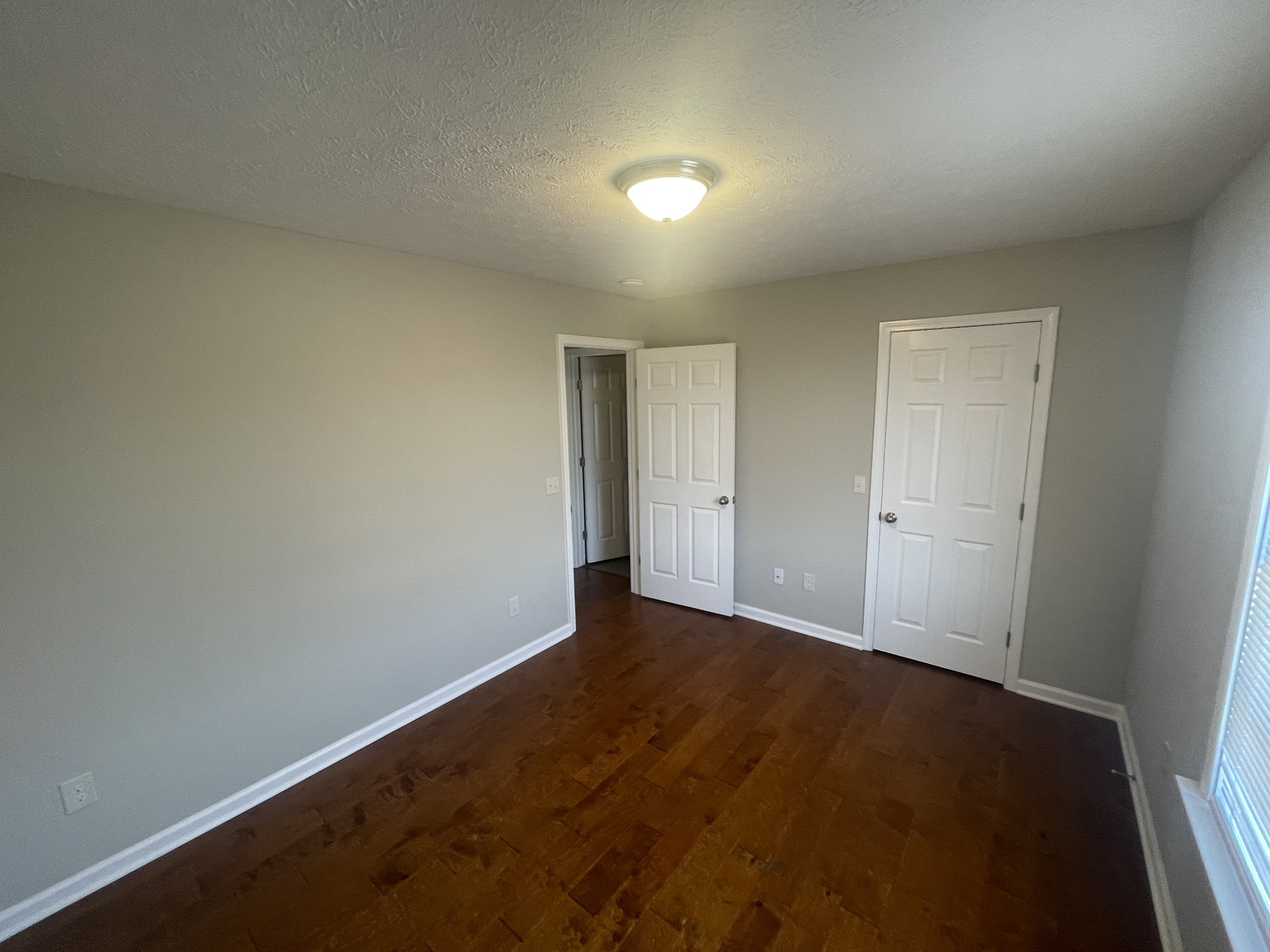 Image 11 of 54 For 8142 59th Avenue