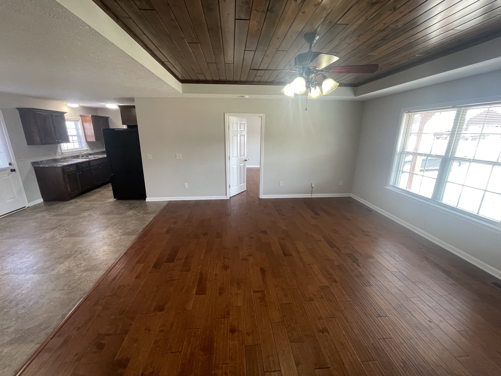 Image 3 of 54 For 8142 59th Avenue