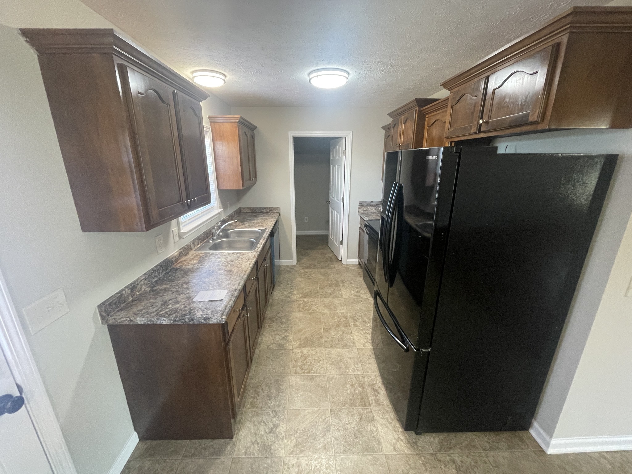 Image 4 of 54 For 8142 59th Avenue