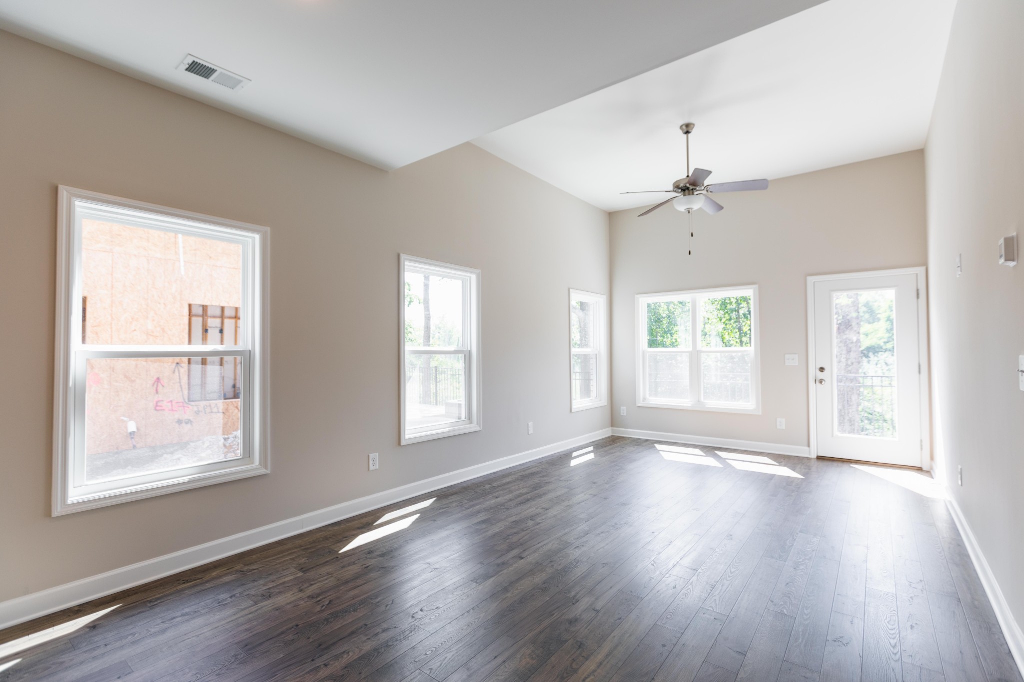 Image 5 of 41 For 4673 115th Street