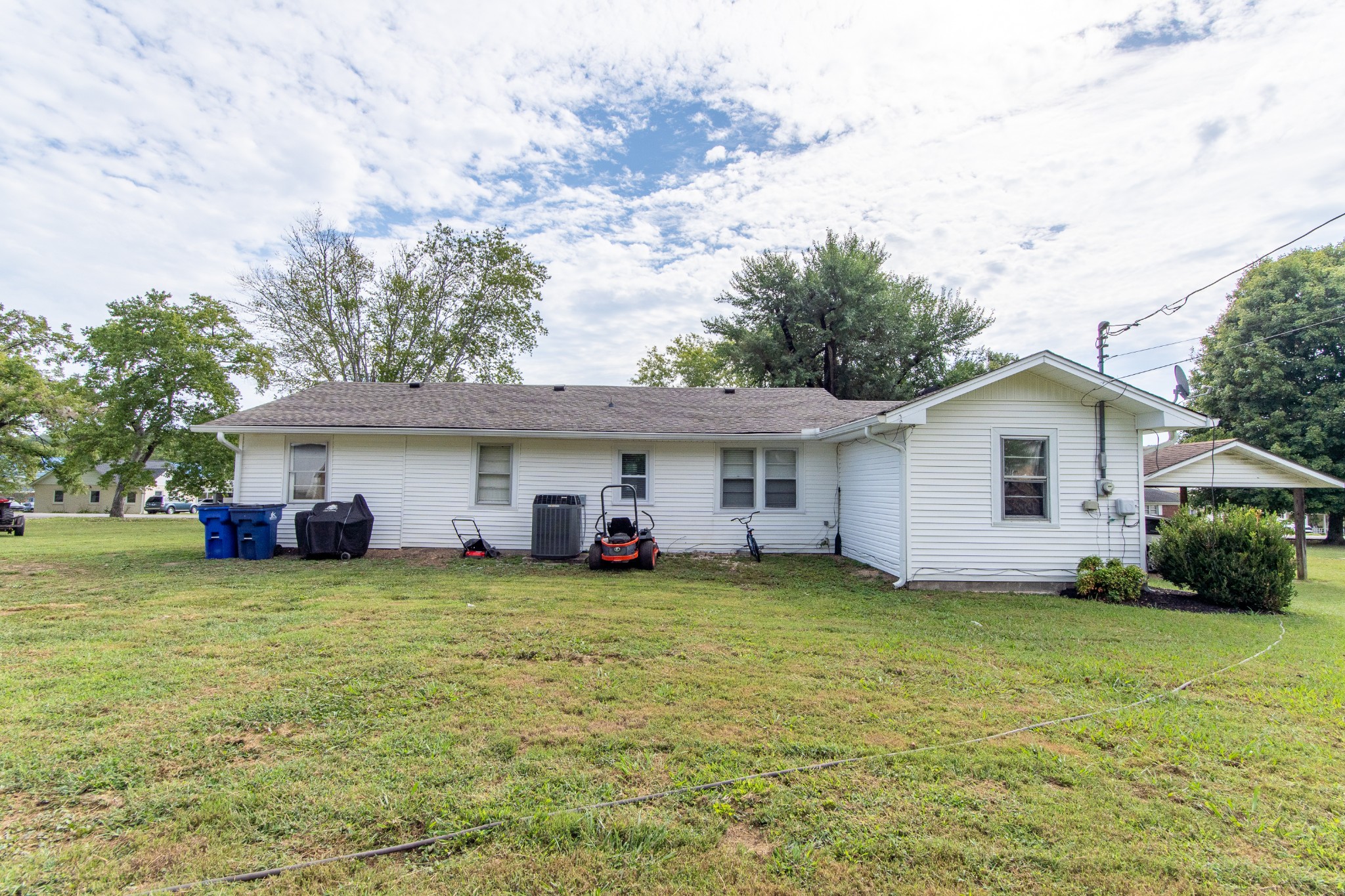 Image 5 of 28 For 9253 58th Circle
