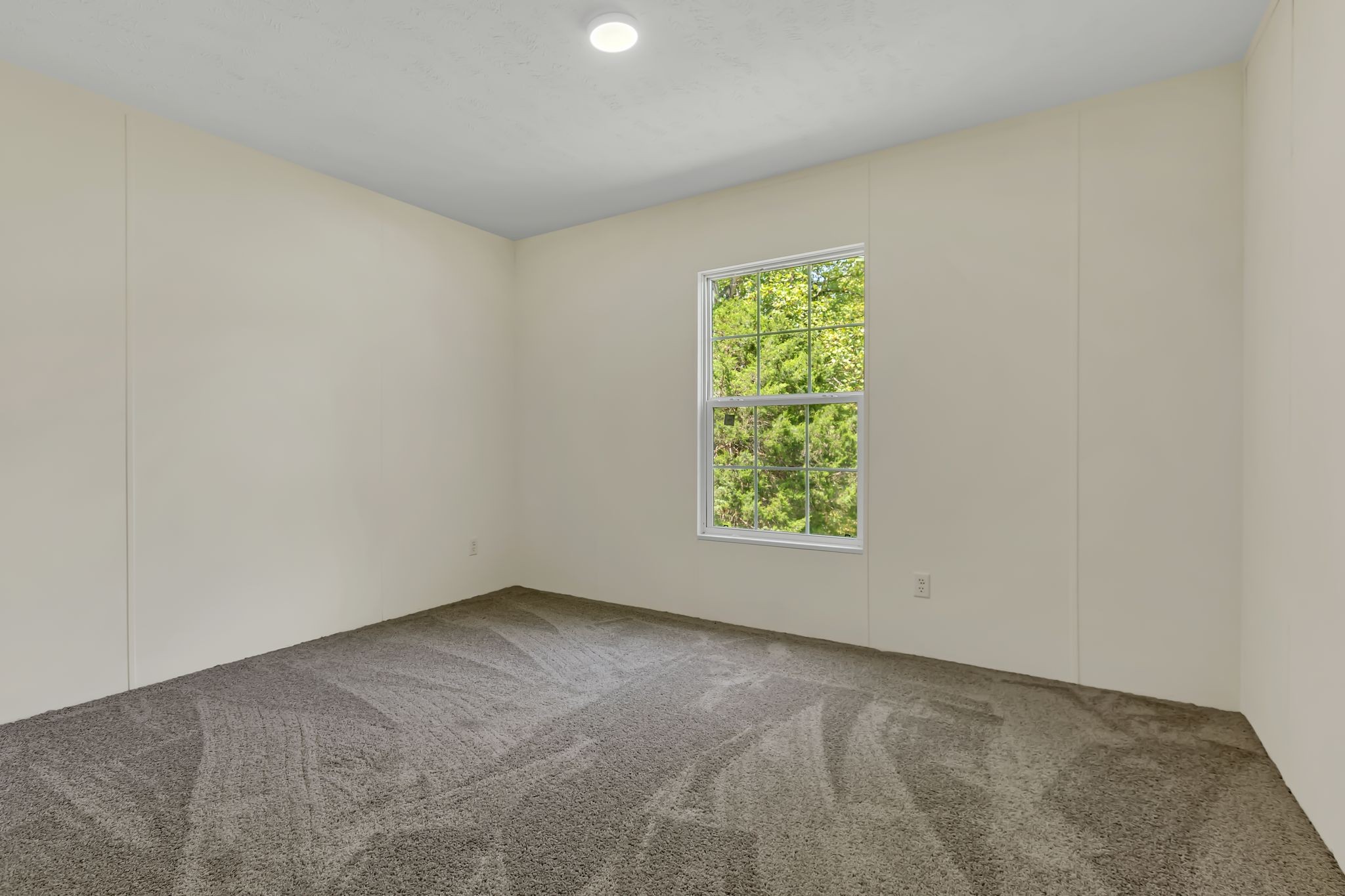 Image 16 of 82 For 9935 98th Lane